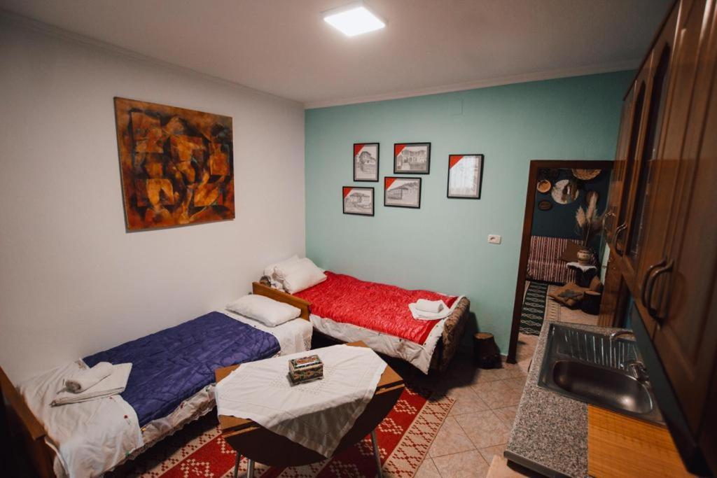 דירות Gjirokastër Bb Apartament מראה חיצוני תמונה