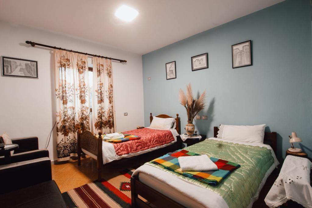 דירות Gjirokastër Bb Apartament מראה חיצוני תמונה